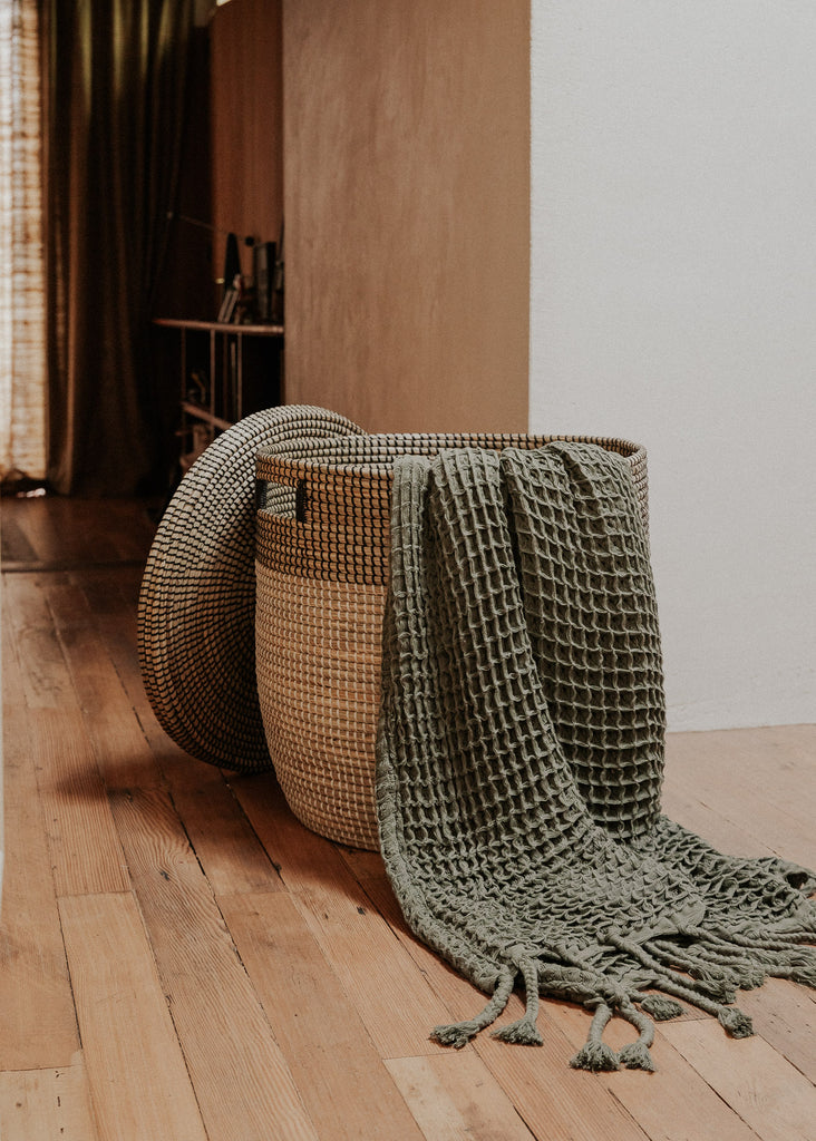 Large Black Medina Flat Lid Seagrass Basket - Large Black Medina Flat Lid Seagrass Basket