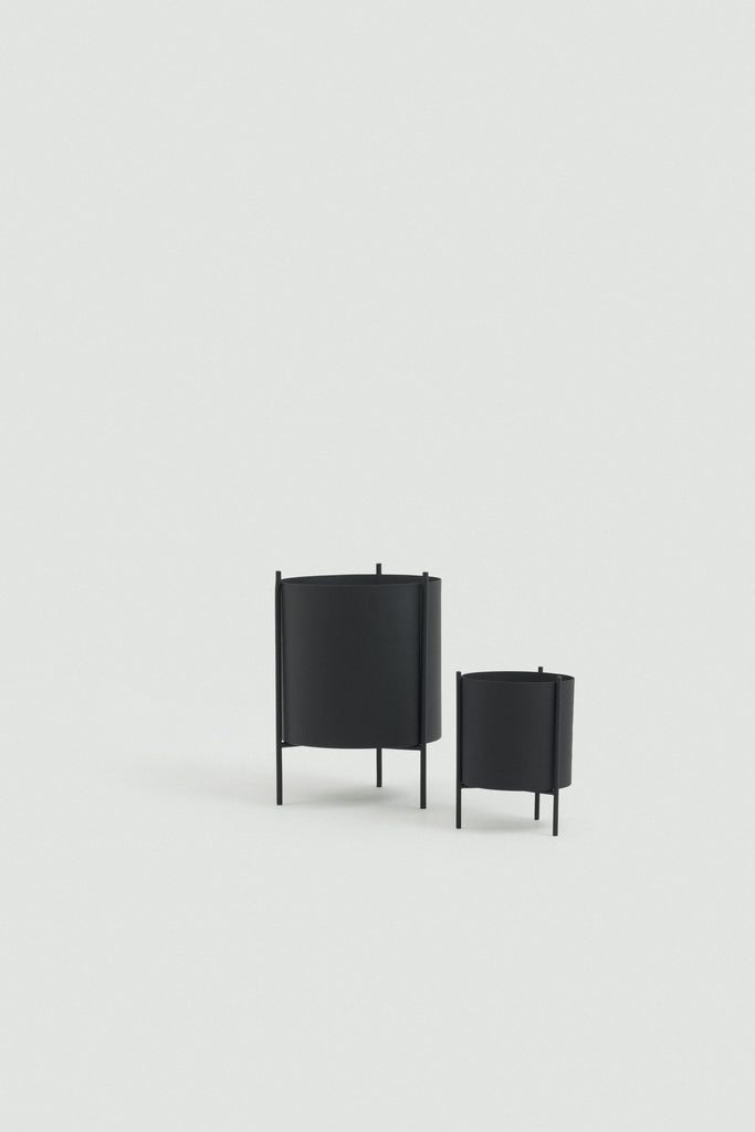 Small Black Botanic Plant Pot with Stand - Small Black Botanic Plant Pot with Stand