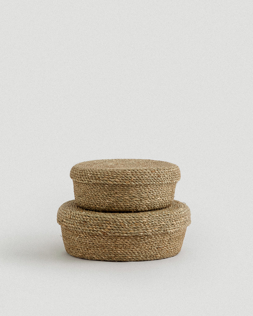 Souk Round Seagrass Basket with Lid - Souk Round Seagrass Basket with Lid
